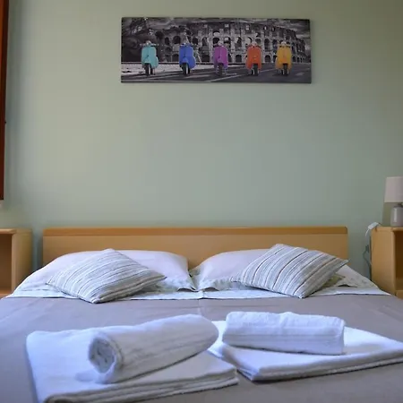 Lova Apartman Pietra Ligure